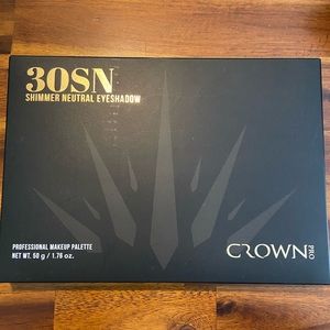 shimmer neutral eyeshadow palette